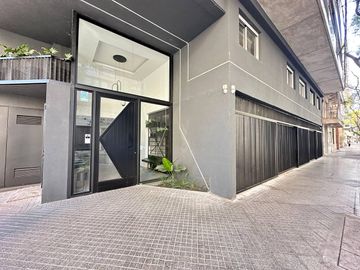Venta - Departamento de un dormitorio con balcón y amenities a estrenar en Barrio Martin, Rosario