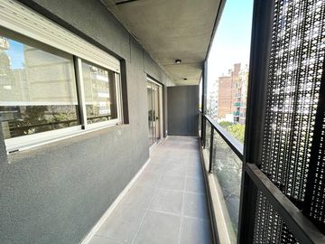 Venta - Departamento de un dormitorio con balcón y amenities a estrenar en Barrio Martin, Rosario