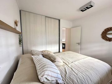 Venta - Departamento de un dormitorio con balcón y amenities a estrenar en Barrio Martin, Rosario