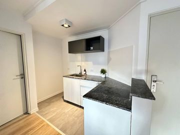 Venta - Departamento de un dormitorio con balcón y amenities a estrenar en Barrio Martin, Rosario