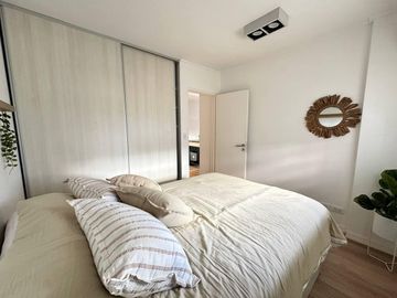 Venta - Departamento de un dormitorio con balcón y amenities a estrenar en Barrio Martin, Rosario