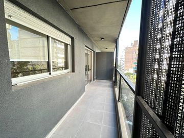 Venta - Departamento de un dormitorio con balcón y amenities a estrenar en Barrio Martin, Rosario
