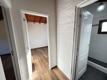 Venta casa 2 habitaciones a estrenar en Salvador Maria- Lobos
