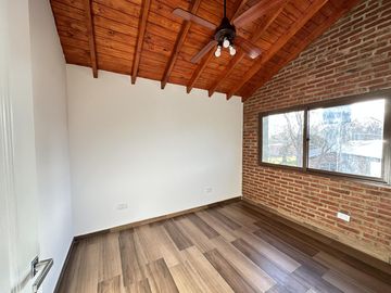 Venta casa 2 habitaciones a estrenar en Salvador Maria- Lobos