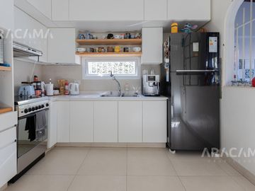 CASA en VENTA - Ezeiza
