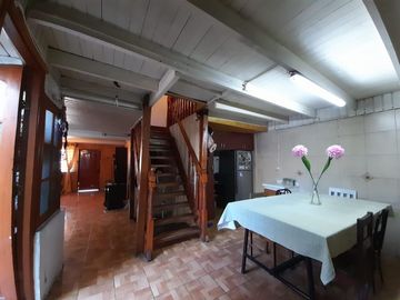 Almirante Latorre con Barros Arana