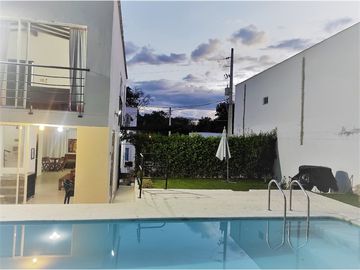Casa en venta Santa Fe de Antioquia - cerca al parque principal