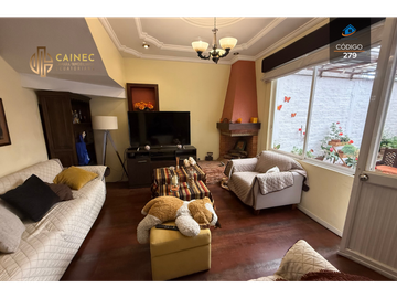 AMPLIA CASA EN VENTA EN EL CONTROL SUR