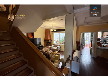 AMPLIA CASA EN VENTA EN EL CONTROL SUR