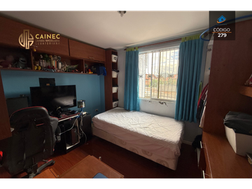AMPLIA CASA EN VENTA EN EL CONTROL SUR