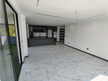 Departamento de venta sector nayon
