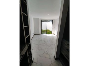 Departamento de venta sector nayon