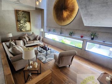 Casa en Fraccionamiento El Pedregal de Querétaro