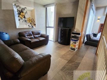Casa en Fraccionamiento El Pedregal de Querétaro