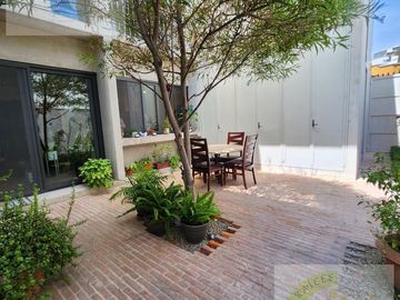 Casa en Fraccionamiento El Pedregal de Querétaro