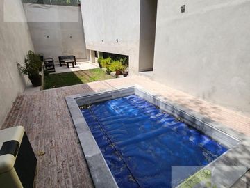 Casa en Fraccionamiento El Pedregal de Querétaro