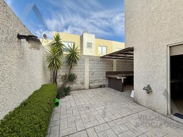 CASA EN VENTA EN VILLAS DEL CASTAÑO, METEPEC