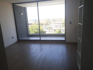 Av. Ossa 375 (1 Bod)