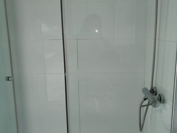 Av Macul 3700 (1 Est /1 Bod)