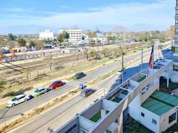 Av. Portales 672 (1 Est )