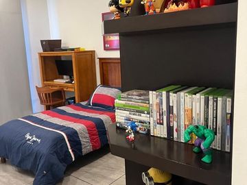 Venta de Casa Habitación en Hacienda Agua Caliente