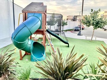 Venta de Casa Habitación en Hacienda Agua Caliente