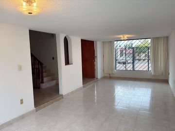 Renta Casa en Jardines de Bellavista