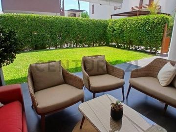 ¡Hermosa casa chalet en La Encantada De Villa, zona exclusiva!