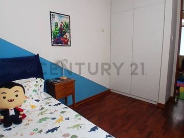 ¡Hermosa casa chalet en La Encantada De Villa, zona exclusiva!