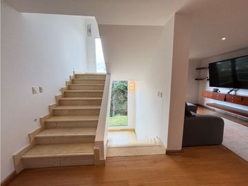 Venta en  casa cerros de yerbabuena