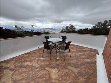 Venta en  casa cerros de yerbabuena