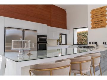 Casa Amoblada en Arriendo en Medellín Alto Palmas
