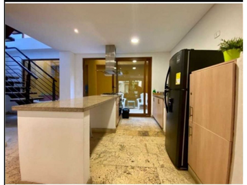 Increíble apartamento dúplex amoblado en el centro histórico