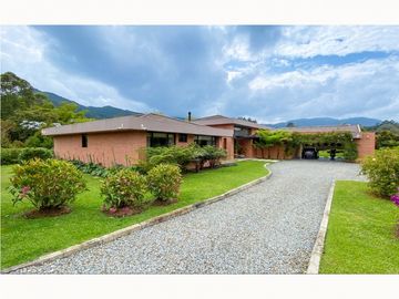Venta casa campestre Antioquia oriente ceja parcelación luxury home