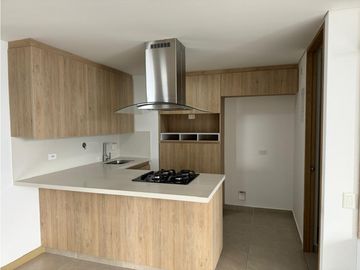 EN ARRIENDO APARTAMENTO SECTOR LAS PALMAS COUNTRY CLUB EL POBLADO