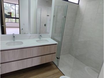 VENDO APARTAMENTO EN LLANOGRANDE