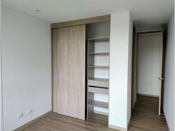 VENDO APARTAMENTO EN LLANOGRANDE