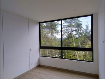 VENDO APARTAMENTO EN LLANOGRANDE