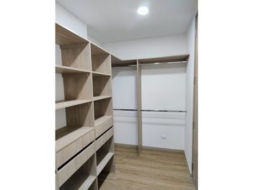 VENDO APARTAMENTO EN LLANOGRANDE