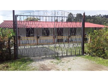 VENTA  FINCA  10 MINUTOS DE ARMENIA . 8707 M2