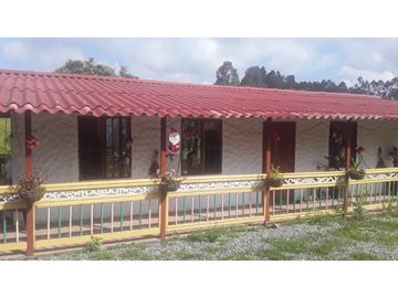 VENTA  FINCA  10 MINUTOS DE ARMENIA . 8707 M2