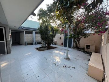 CASA EN EL CORAZON DE MOTUL DE 931 M2