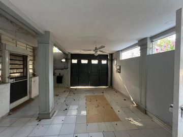CASA EN EL CORAZON DE MOTUL DE 931 M2
