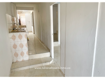 VENDO CASA CON 2 APARTAMENTOS EN LA PAZ (PEATONAL)