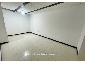 VENDO CASA CON 2 APARTAMENTOS EN LA PAZ (PEATONAL)