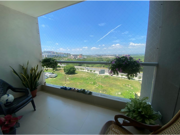 SE VENDE AMPLIO APARTAMENTO EN EL PORTAL DE GENOVES