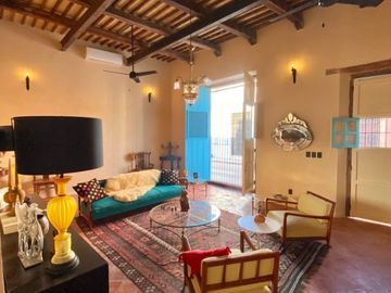 Casa Colonial Restaurada en Venta!