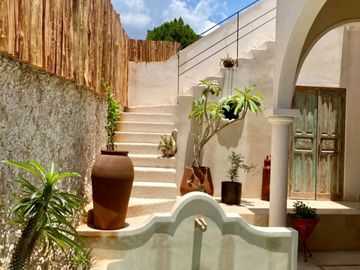 Casa Colonial Restaurada en Venta!
