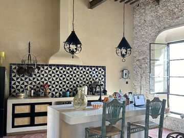 Casa Colonial Restaurada en Venta!