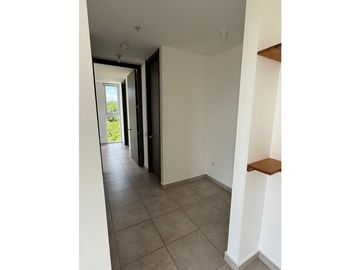 BRISAS DEL GOLF / PH HACIENDA GOLF / 87m / 2 HABITACIO / 2 PARKIN